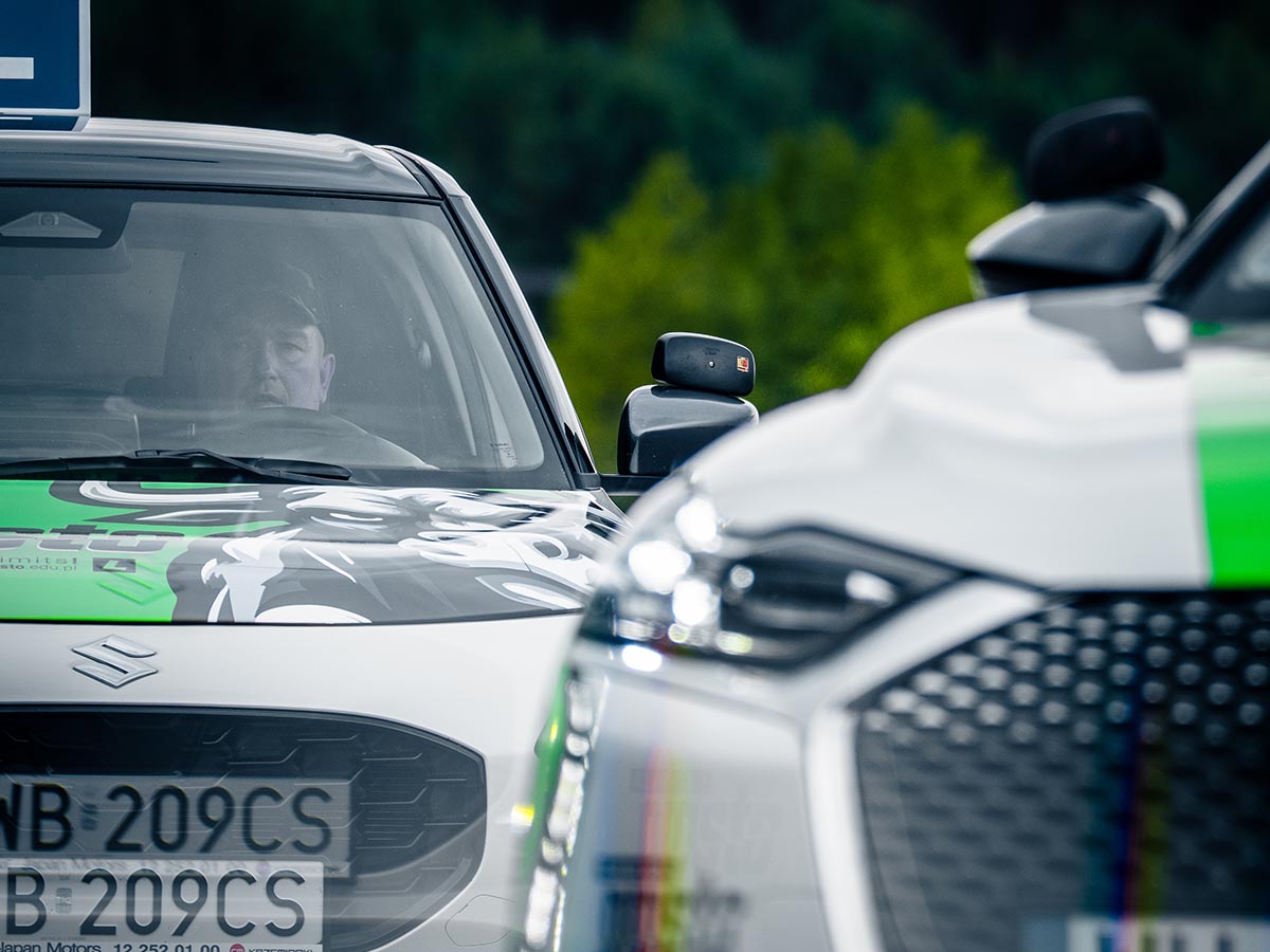 kurs-na-prawo-jazdy-najczęstsze-błędy-podczas-parkowania-równoległego-i-prostopadłego-osk-prosto-2 Kurs na prawo jazdy – najczęstsze błędy podczas parkowania równoległego i prostopadłego OSK Prosto